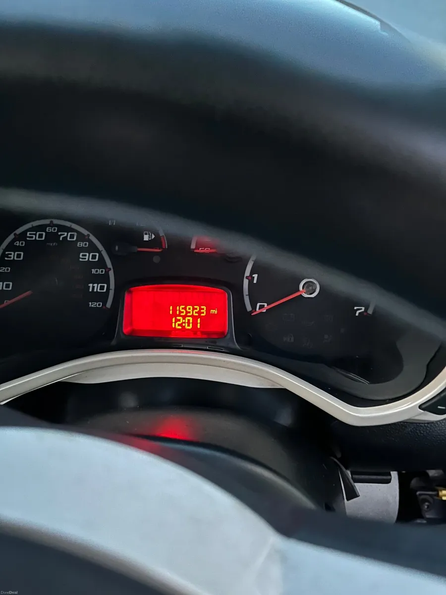 DIESEL Ford KA 2011 please read the ad first - Image 3