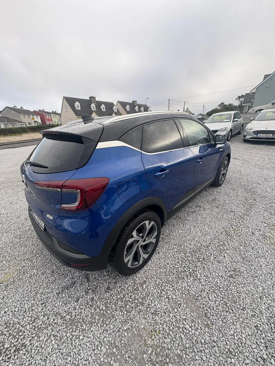 Renault Captur 2022 AUTOMATIC  RSLINE - Image 4