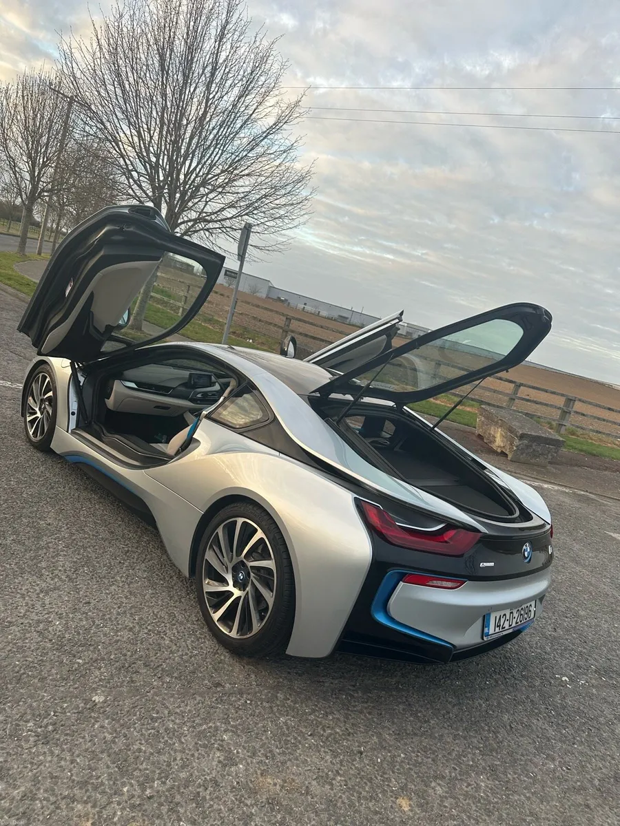 BMW i8 💥Top spec 💥 - Image 6
