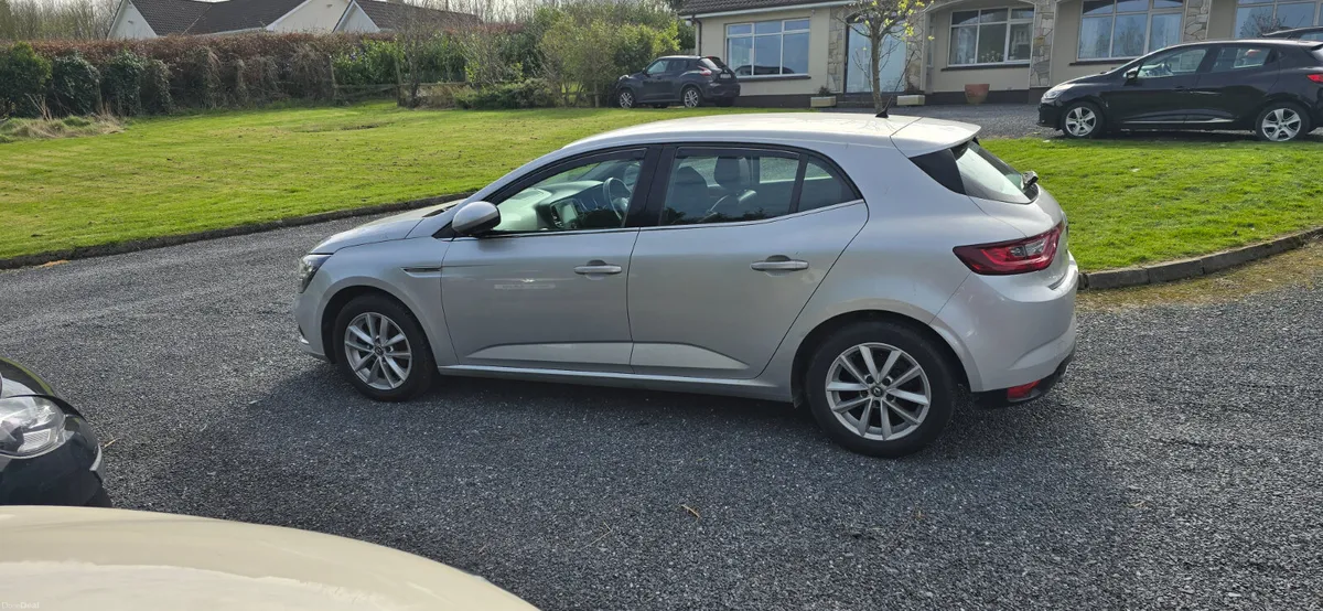 Renault Megane. NCT 07-27 - Image 6