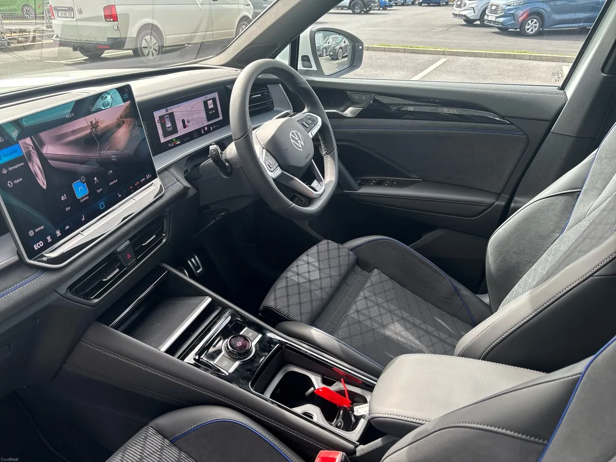 Volkswagen Tayron R-line 75 1.5PHEV DSG - Image 2