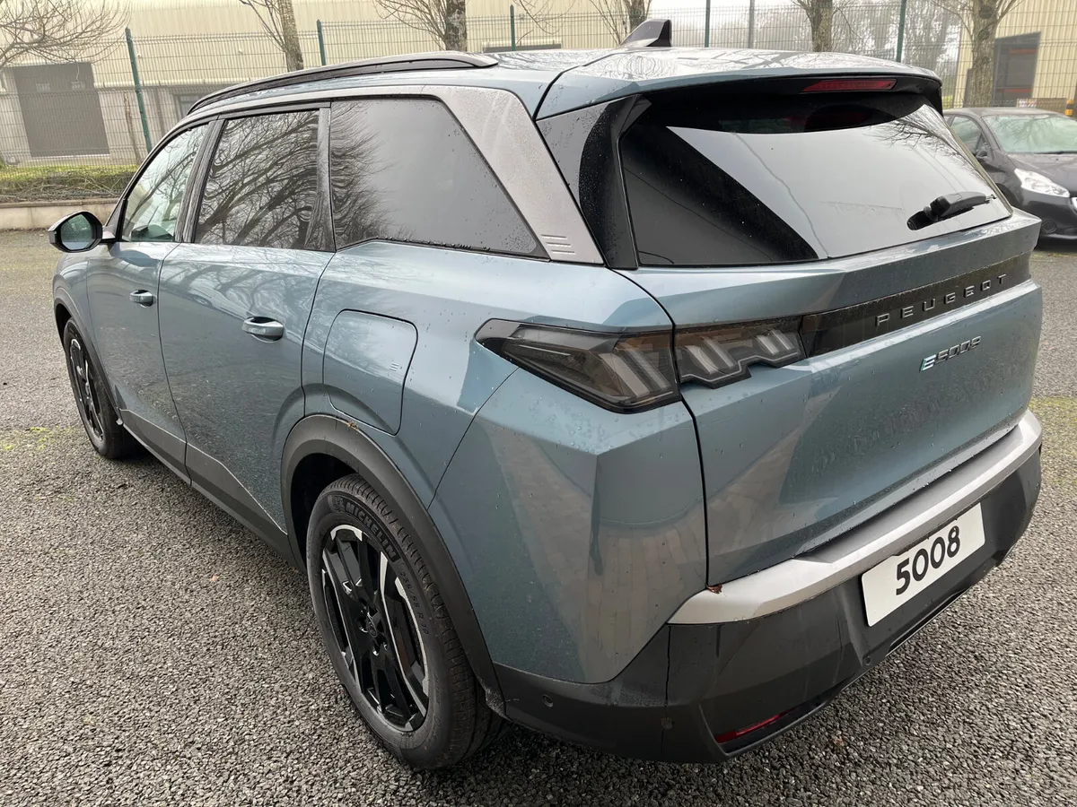 Peugeot 5008 2025 - Image 4