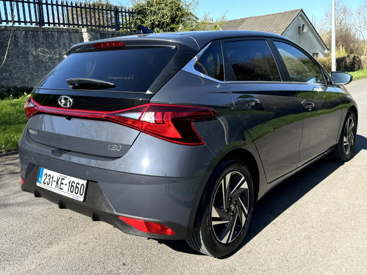 Hyundai i20 DELUXE PLUS 2023 - Image 4