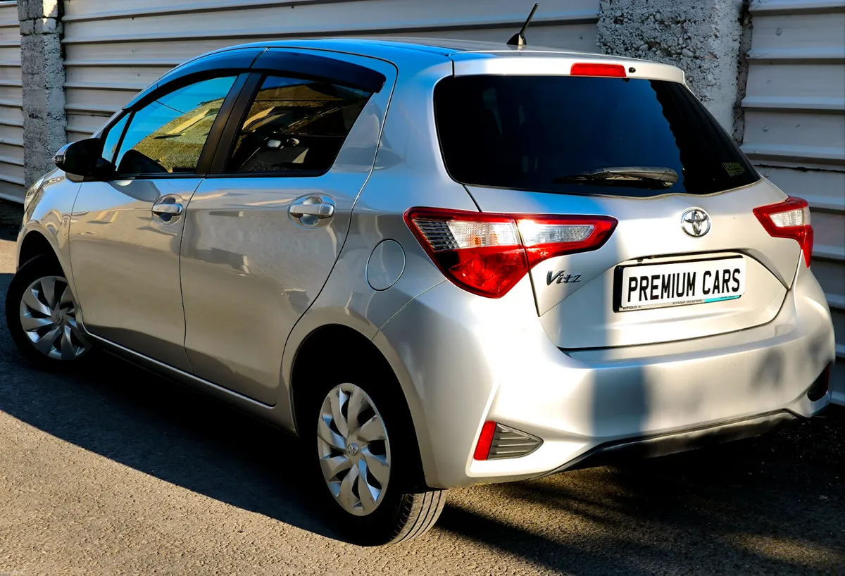 TOYOTA VITZ 2019 AUTOMATIC GEARBOX - Image 4