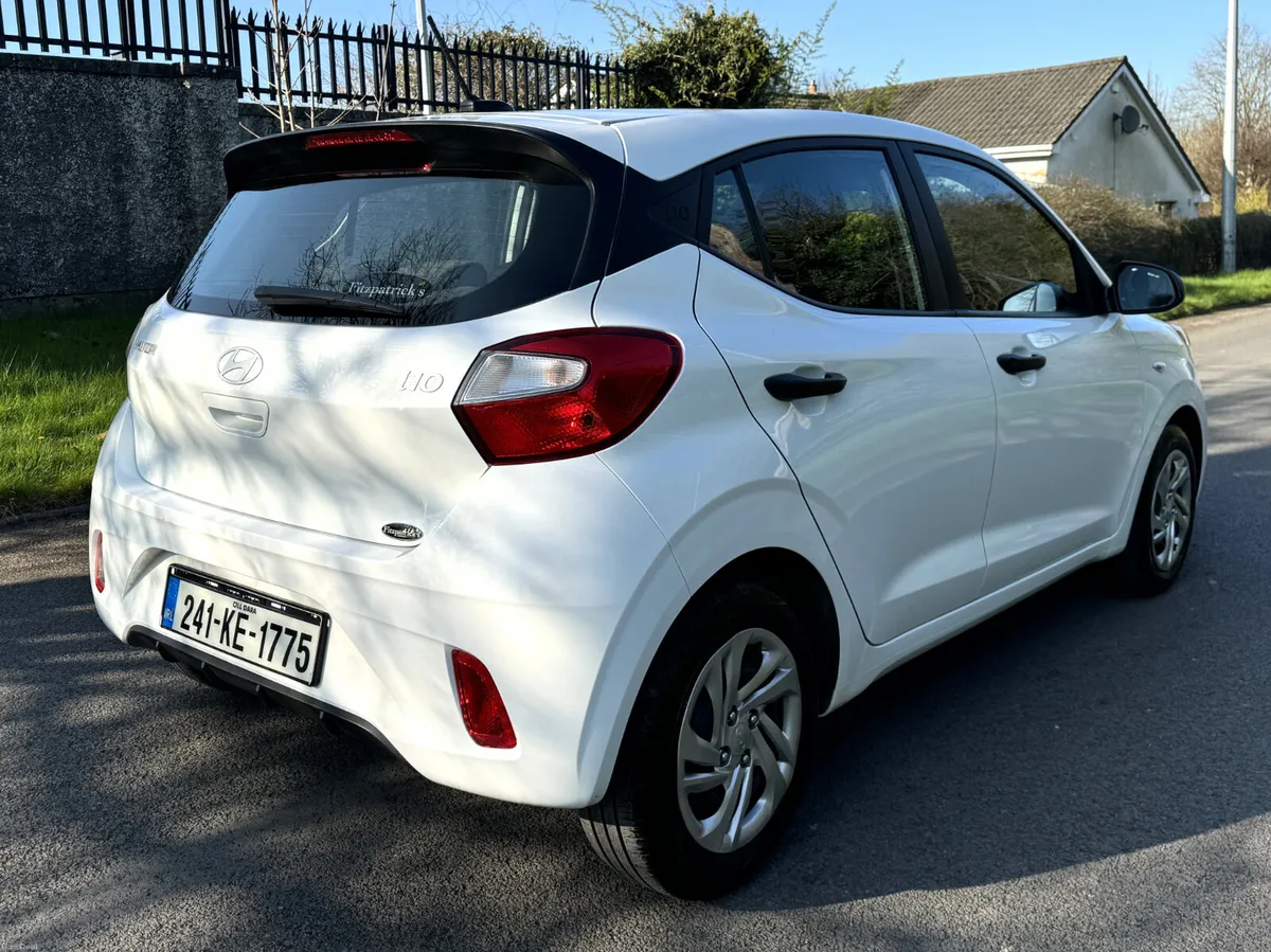 Hyundai i10 2024 Classic - Image 4