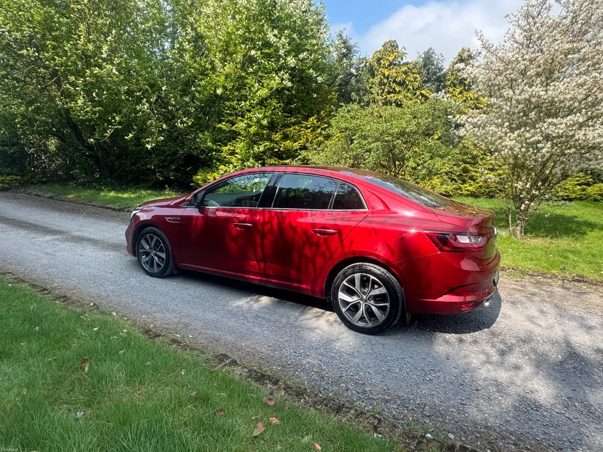 18 Renault Megane 1.5DCI .. DYNAMIQUE - Image 3