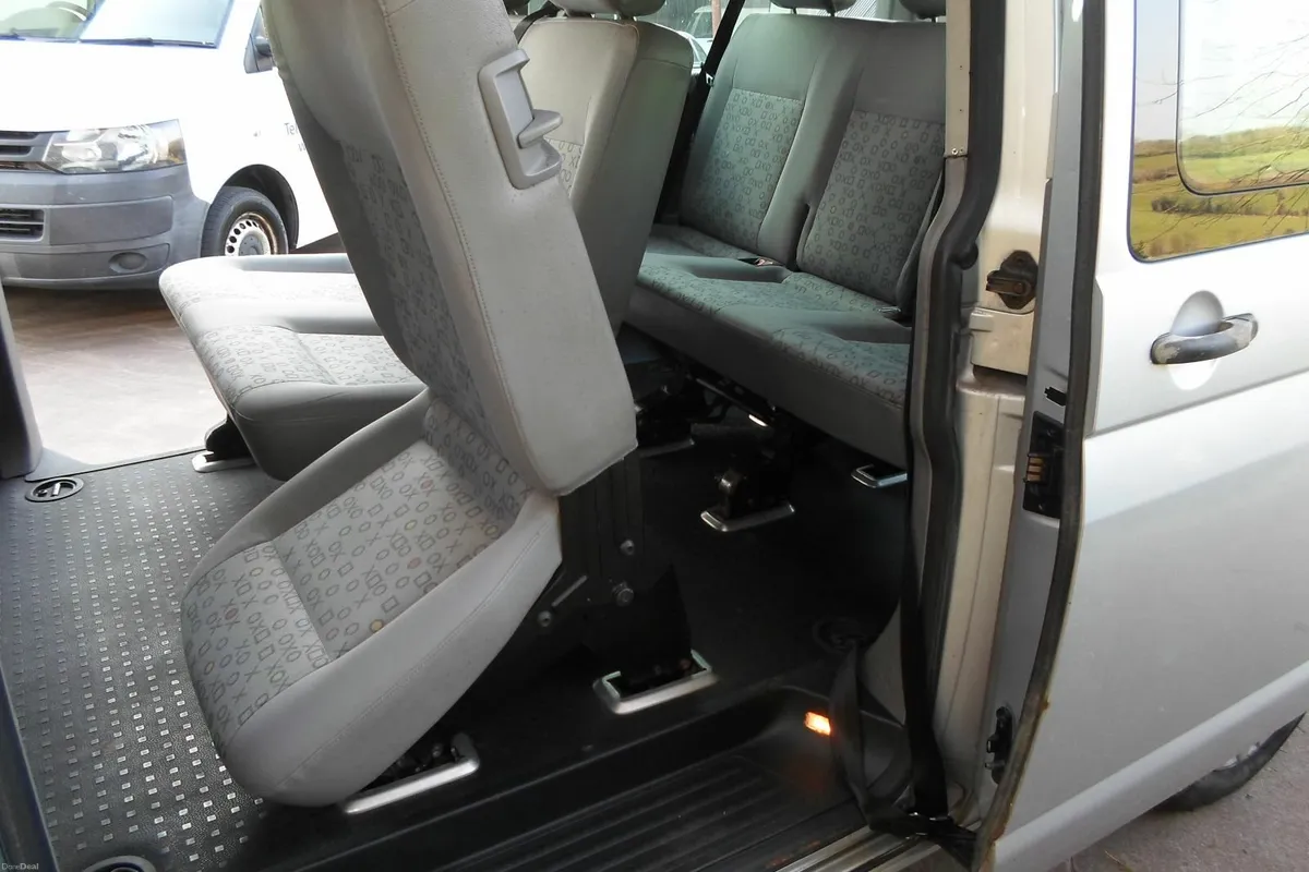 Volkswagen Transporter 2006 - Image 6