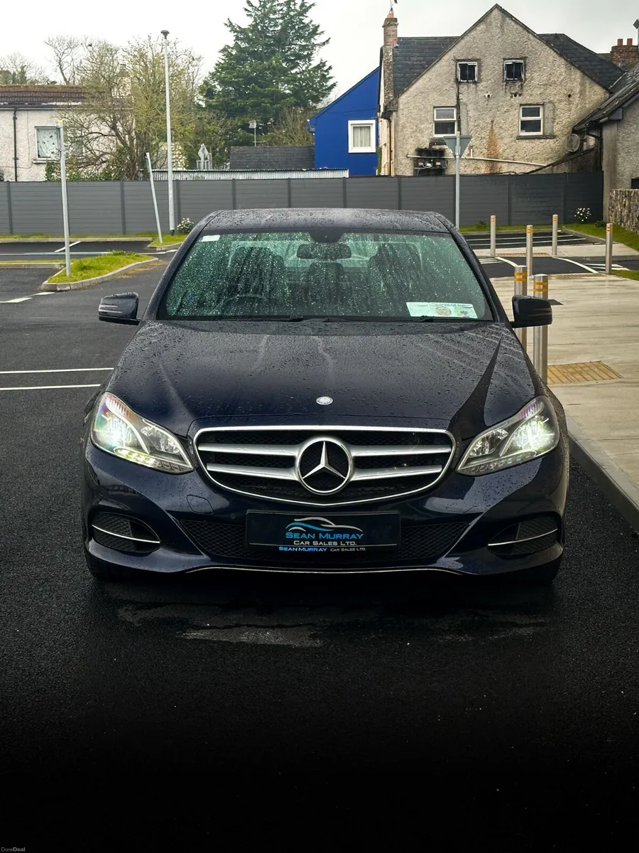 Mercedes-Benz E-Class 2014 - Image 2
