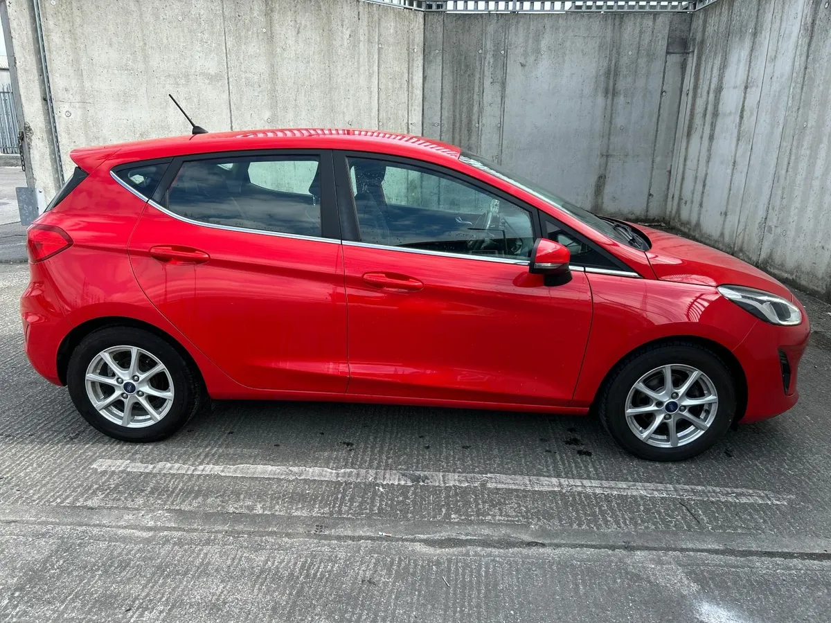 Ford Fiesta 2018   NCT06/27 - Image 2