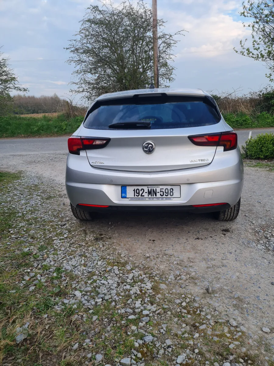 Vauxhall Astra 2019 - Image 3
