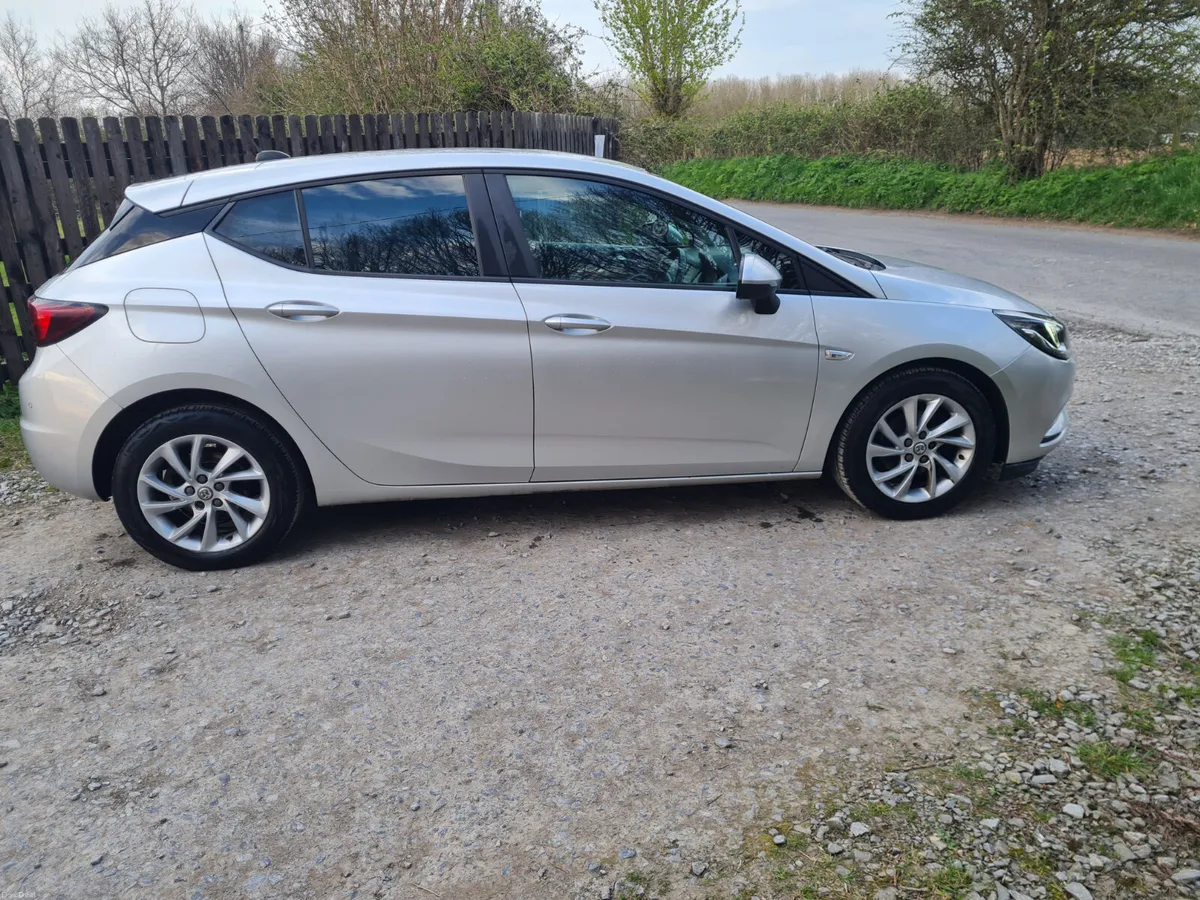 Vauxhall Astra 2019 - Image 5