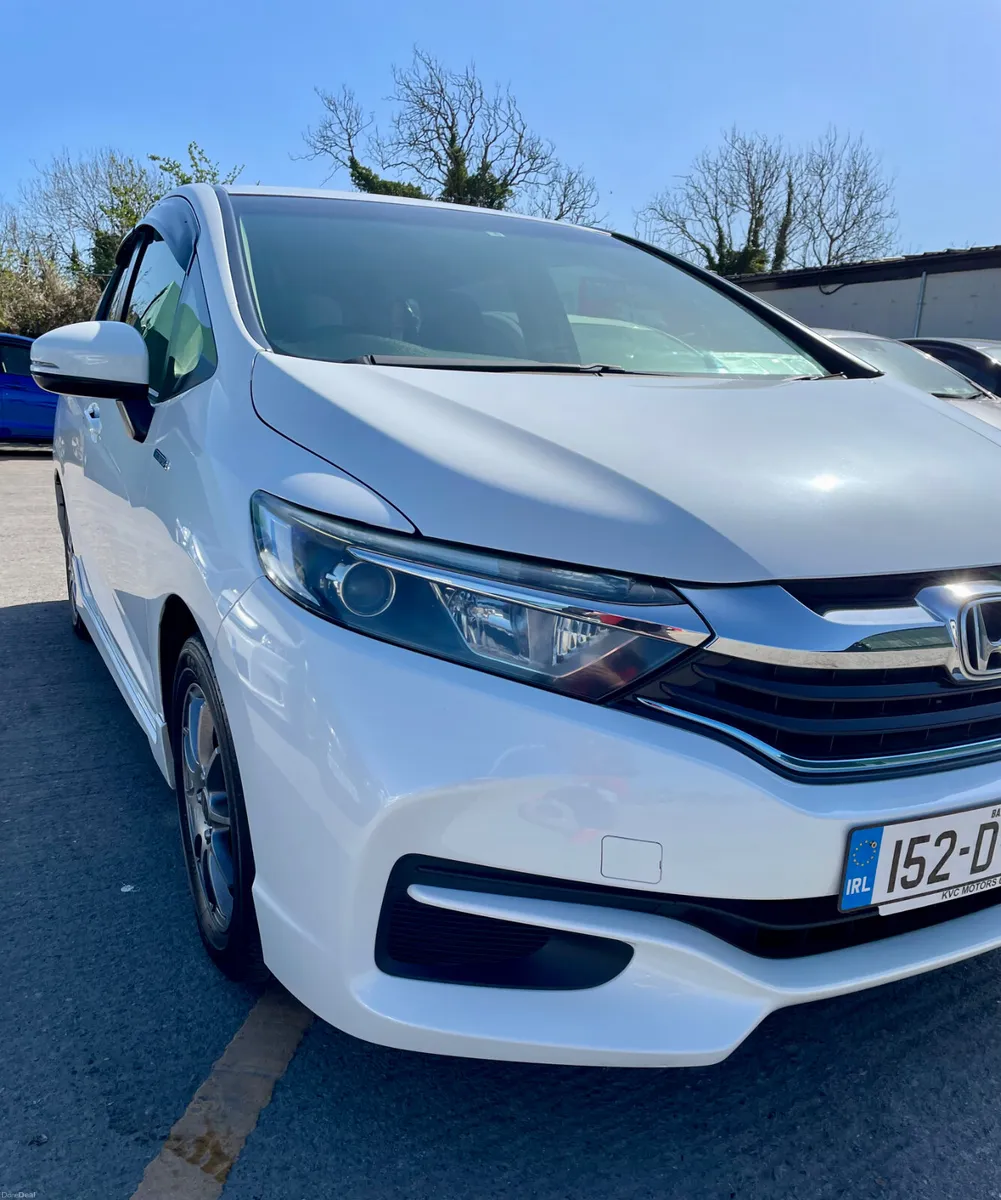 HONDA SHUTTLE 2015 (1.5HYBRID) - Image 2