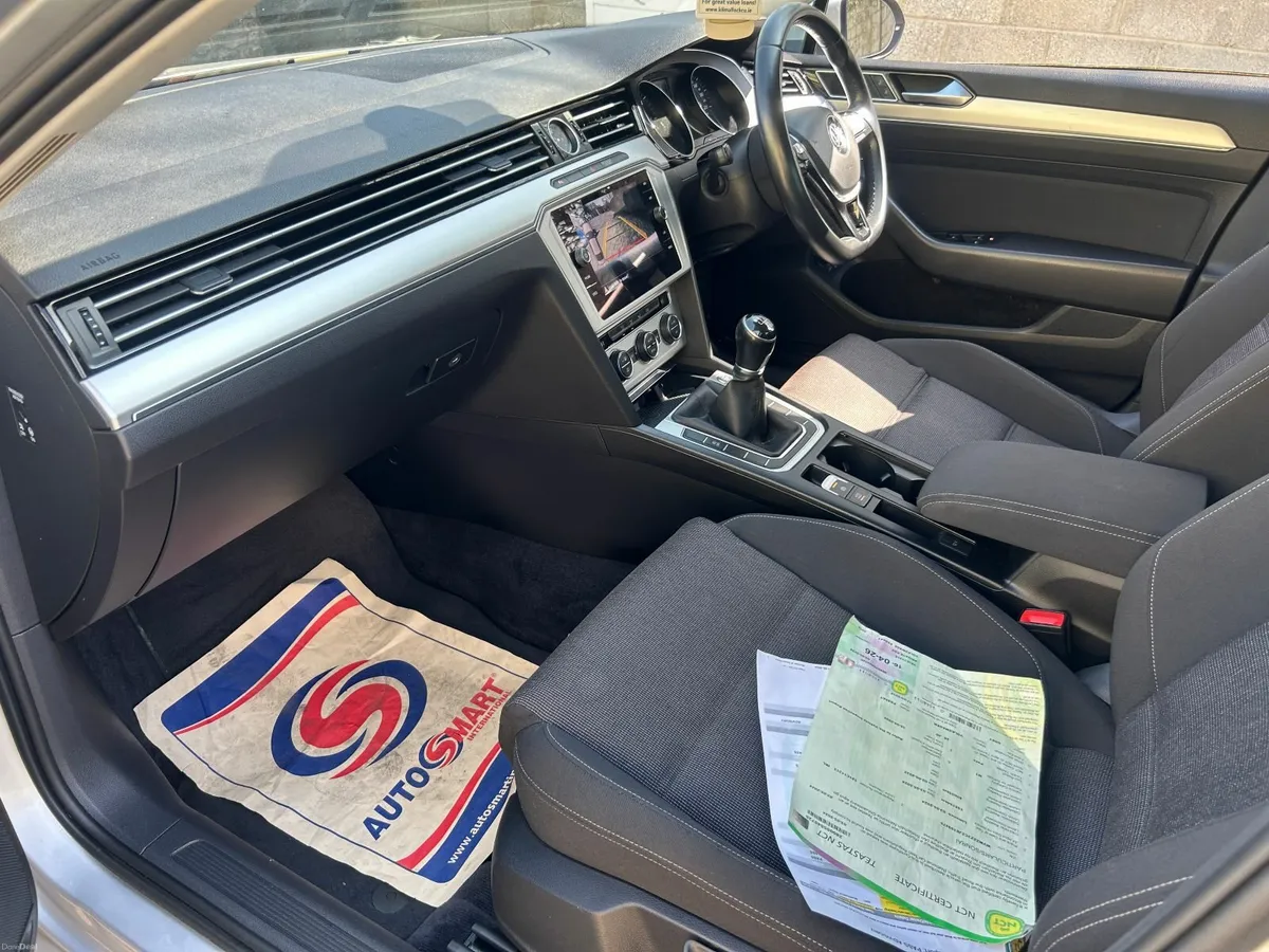 Volkswagen Passat 2018 NCT04/28 - Image 2