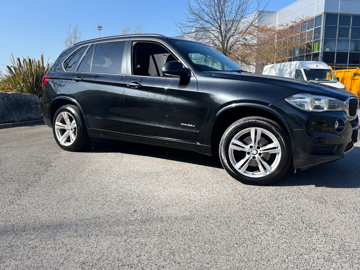 141 BMW X5 25D XDrive Automatic ~ SE Edition - Image 3