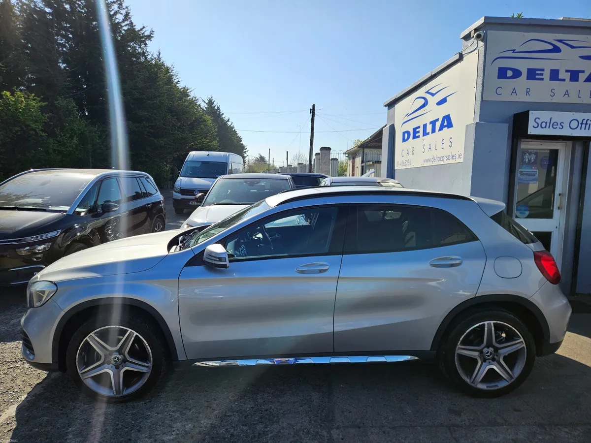 2018 MERCEDES GLA CLASS AMG LINE EXECUTIVE AUTO - Image 3