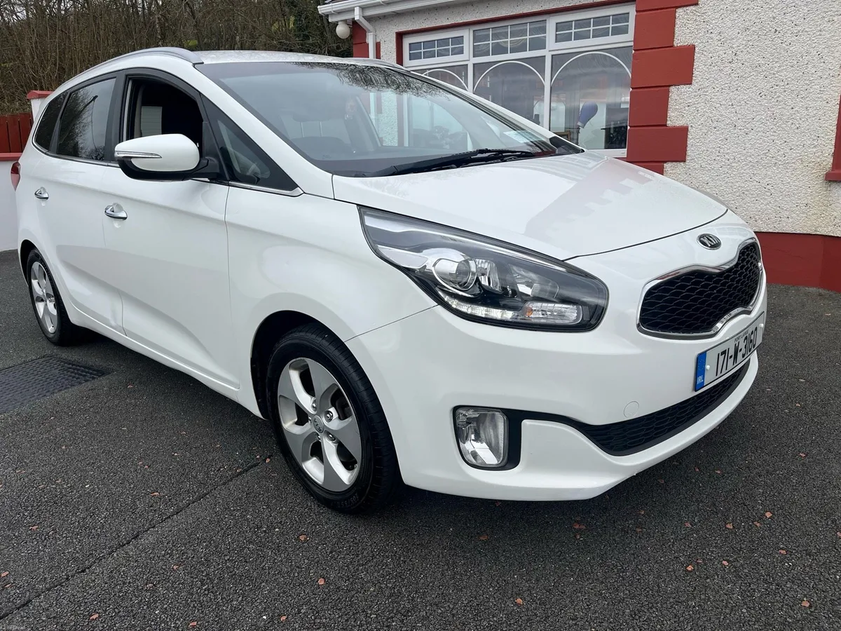 2017 kia carens 1.7 CRDI 7 seater low km - Image 1