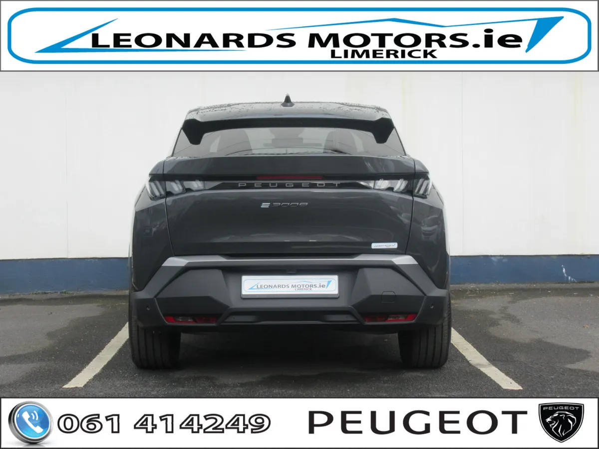 251 Peugeot e3008 Allure 73kWH 210BHP *DEMO* - Image 4