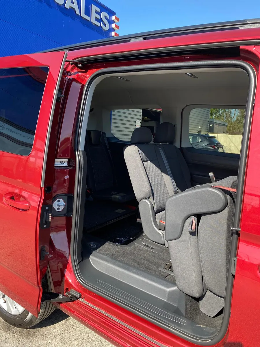 Wheelchair Taxi Volkswagen Caddy - Image 4