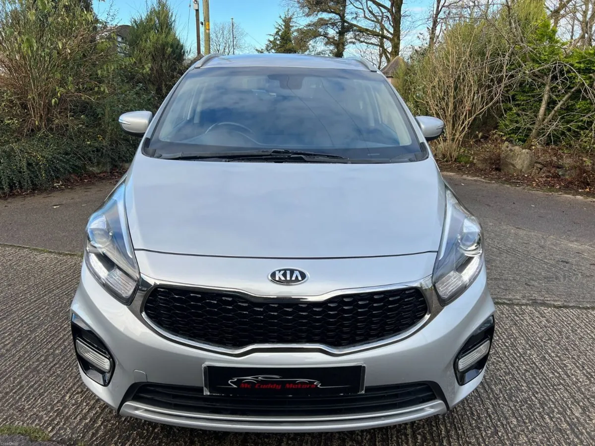 2018 Kia Carens 2 1.7 CRDI ISG  7 Seater - Image 3
