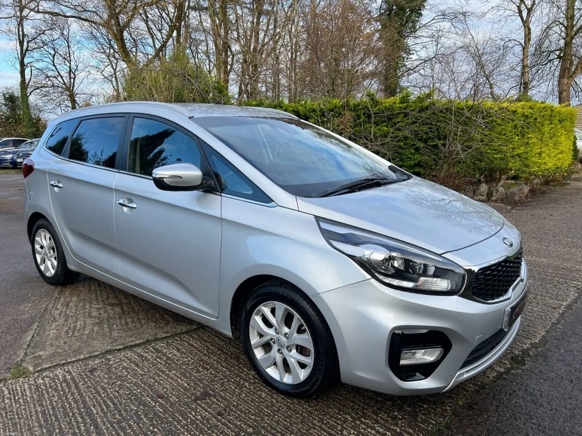 2018 Kia Carens 2 1.7 CRDI ISG  7 Seater - Image 2