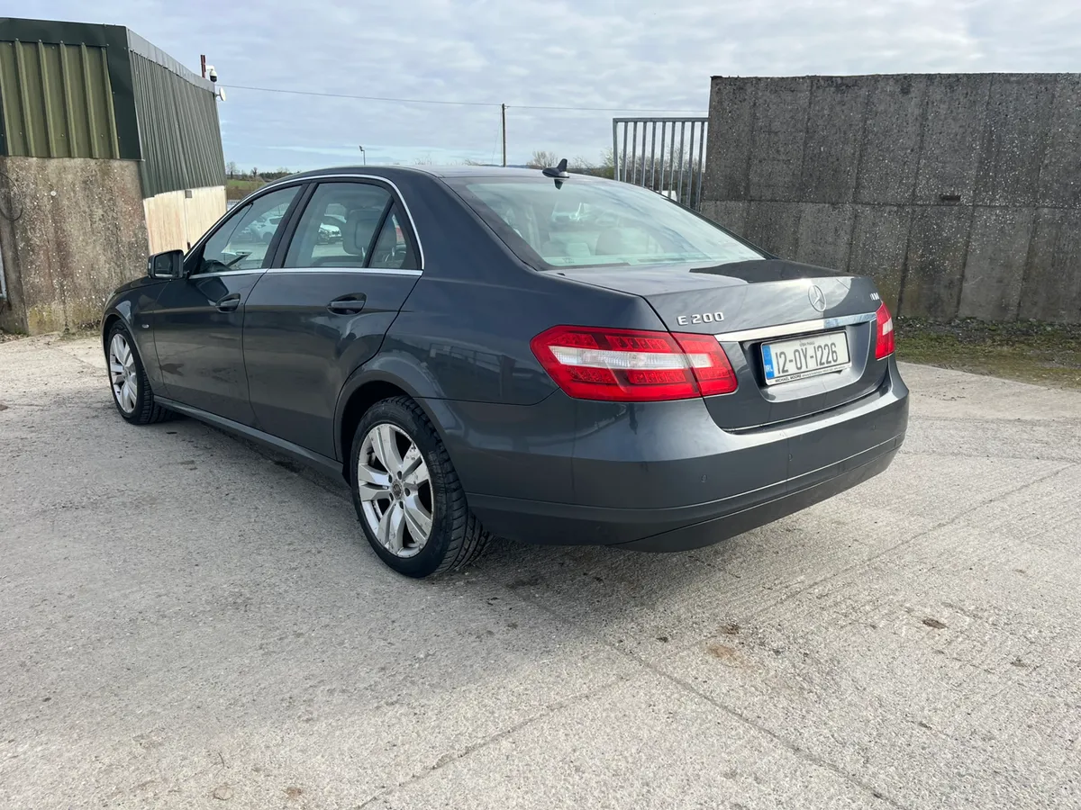 2012, Mercedes E200 - Image 5