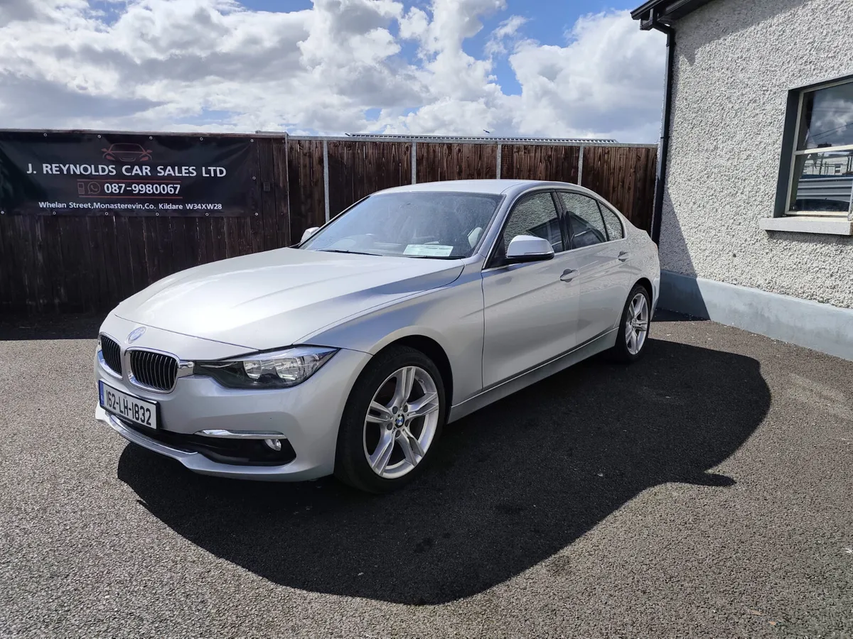 BMW 320d luxury individual auto tiny km - Image 1
