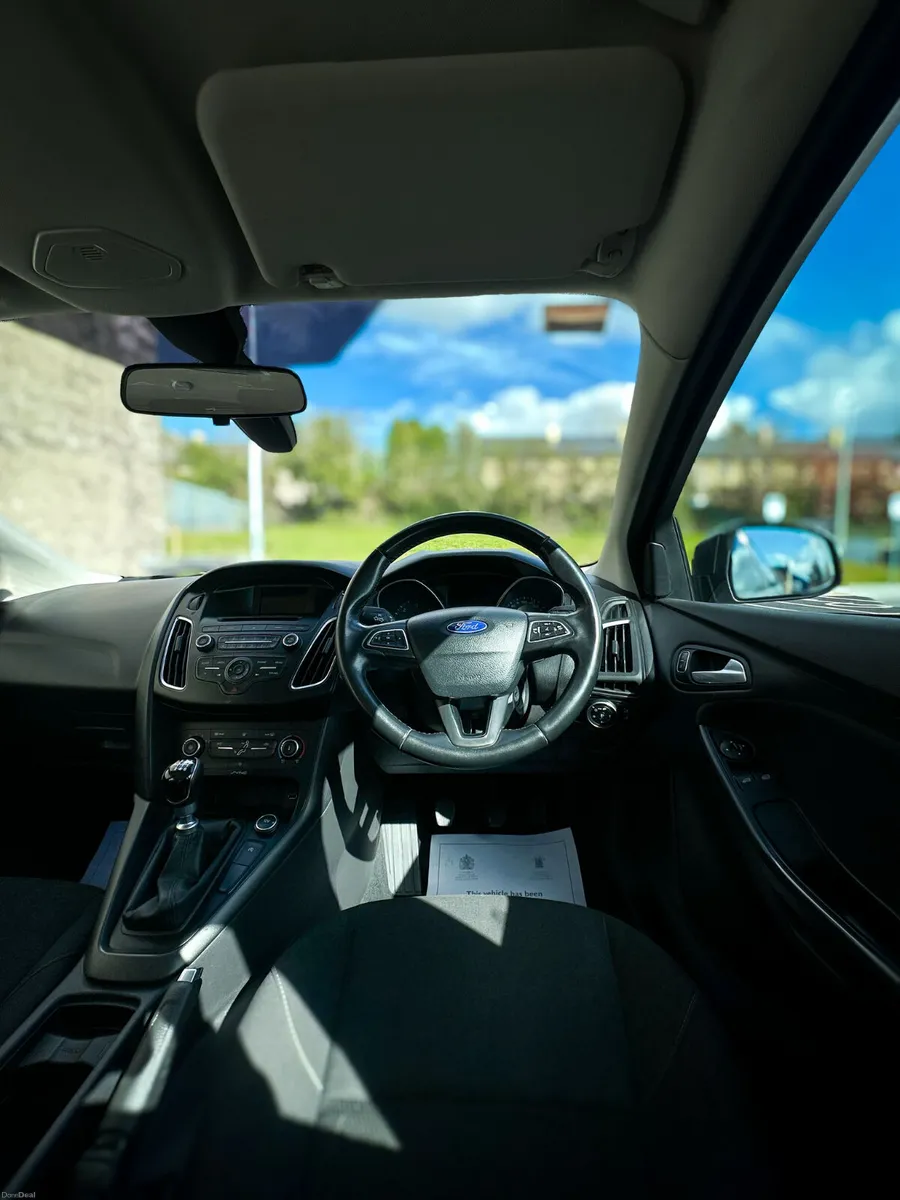 Ford Focus 2015 - Image 2