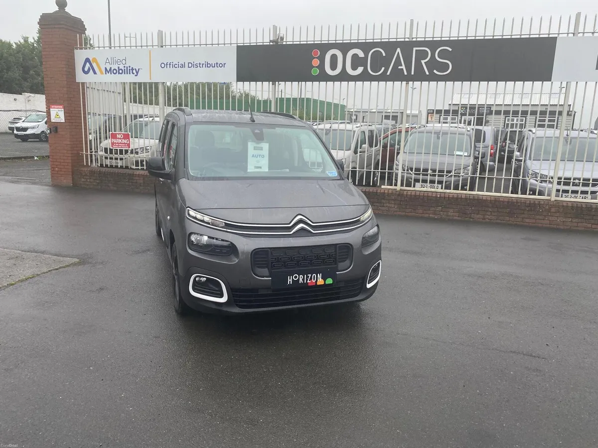 NEW Citroen Feel Horizon RS L2 7S + WC - Image 1