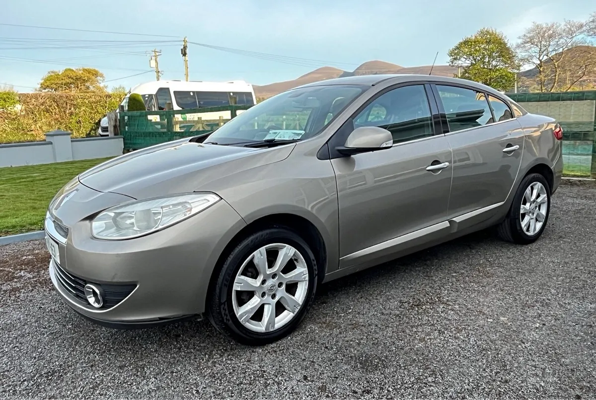 Renault Fluence TomTom NCT 05/26 - Image 4