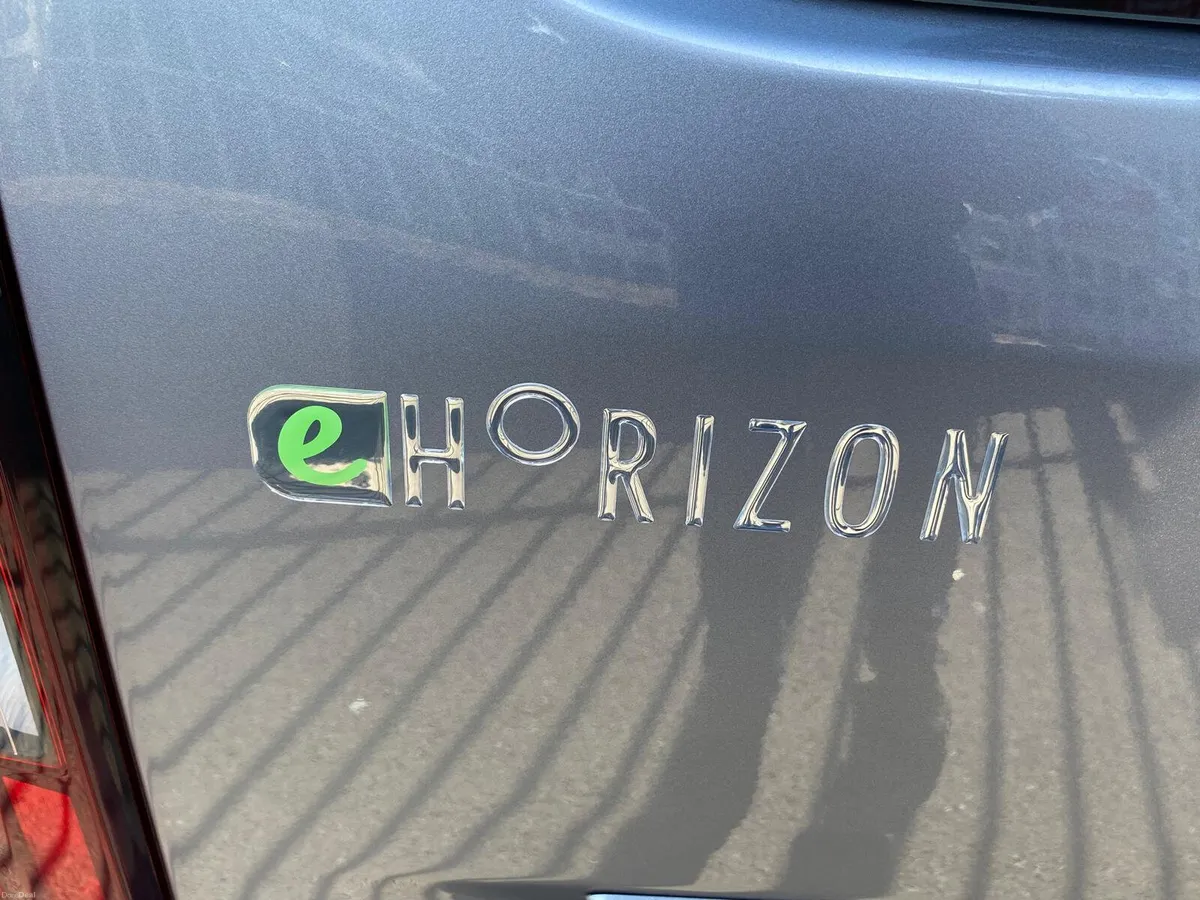 Wheelchair Accessible Taxi Peugeot eRifter Horizon - Image 6