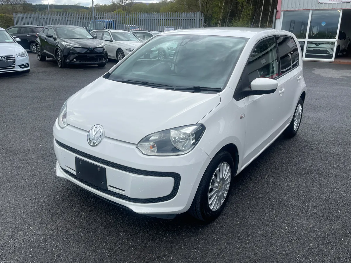 Volkswagen up 2015-1 - Image 3