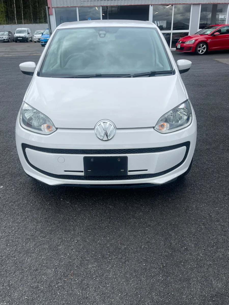 Volkswagen up 2015-1 - Image 2