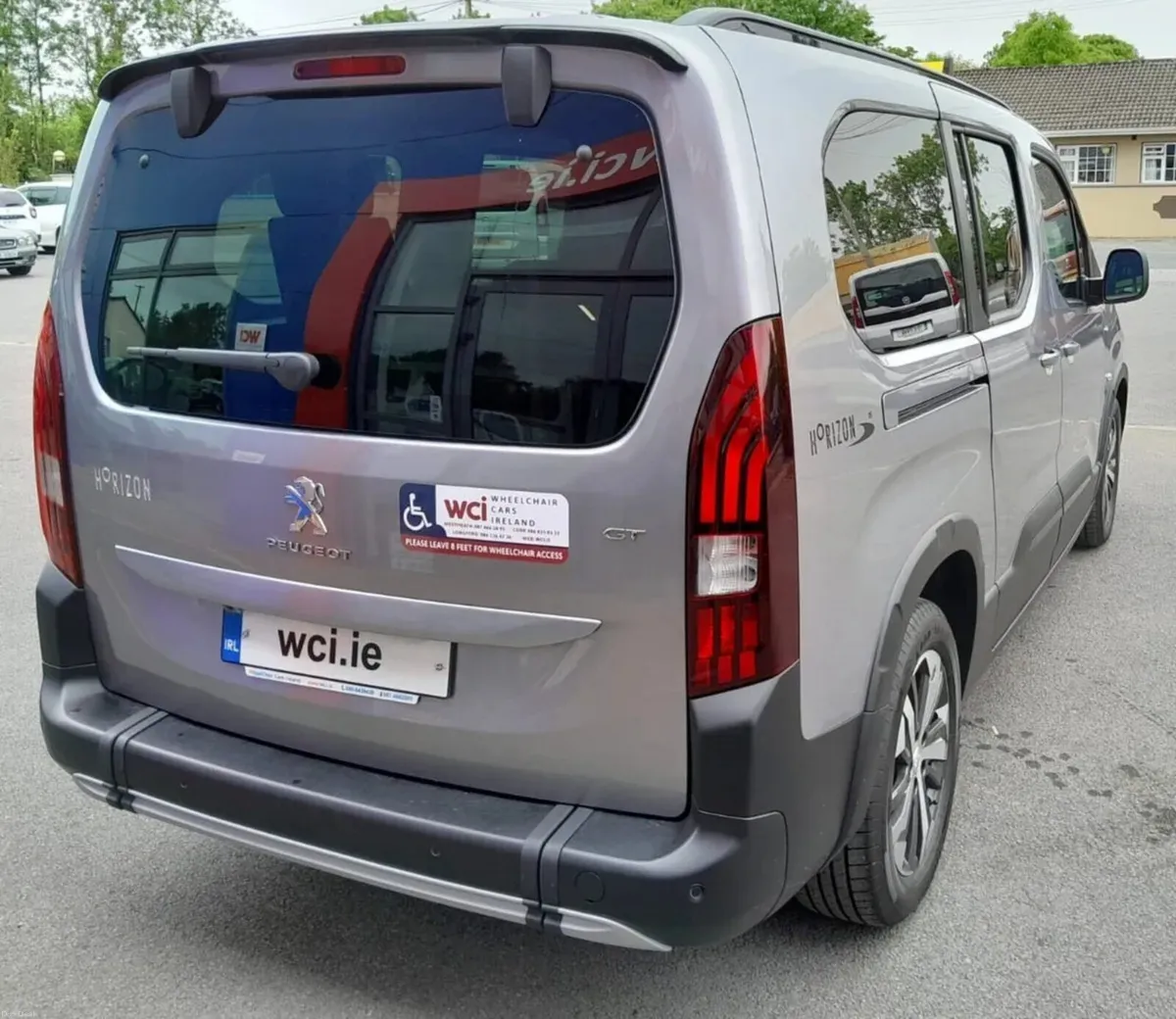 Wheelchair Taxi Auto Peugeot Rifter - Image 6