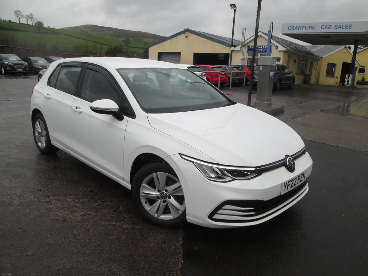 2022  VW   GOLF  2.0  TDI  115 LIFE  5DR - Image 1