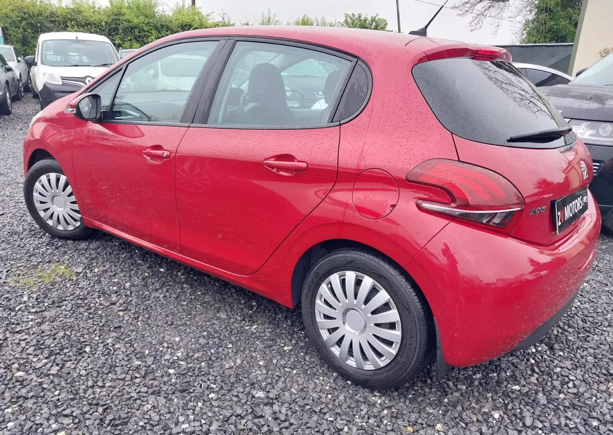 🔵 Peugeot 208 1.2 ACTIVE 82BHP 4DR AA APPROVED - Image 4