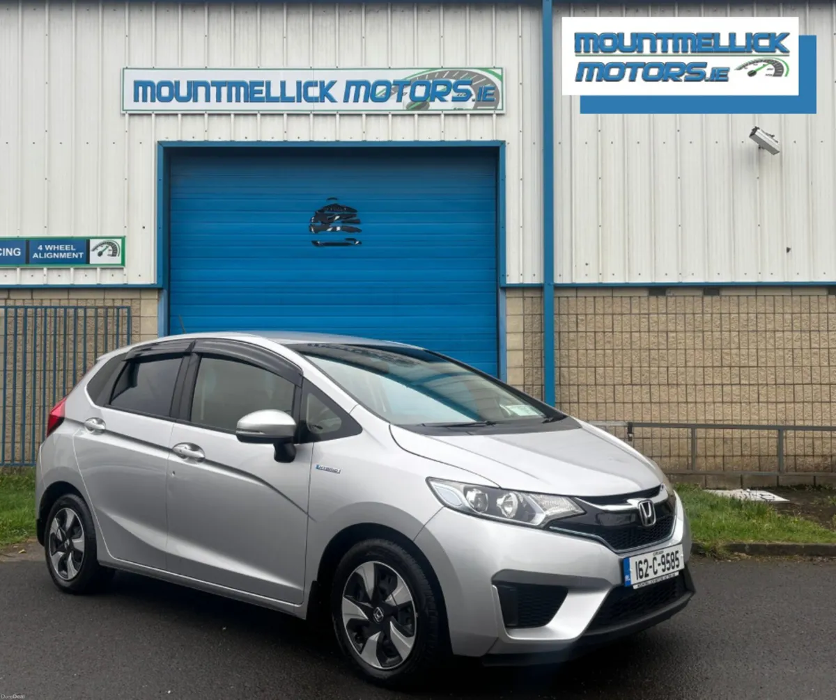 2016 HONDA FIT 1.5 HYBRID AUTO - Image 1