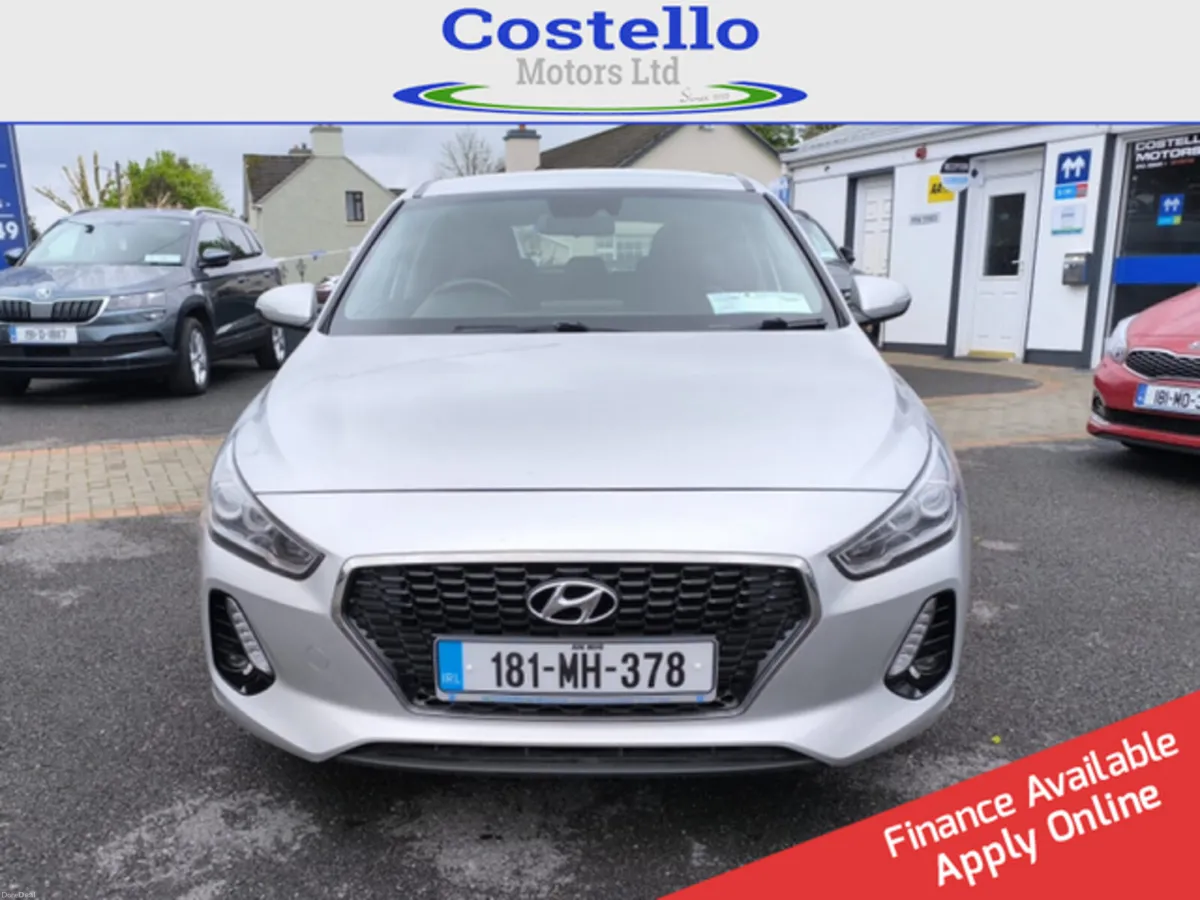 Hyundai i30, 2018 Deluxe Plus 5DR - Image 2