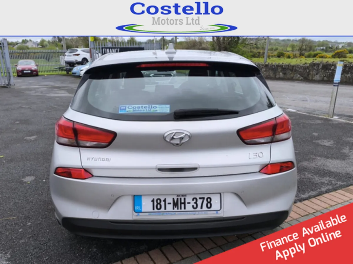 Hyundai i30, 2018 Deluxe Plus 5DR - Image 5
