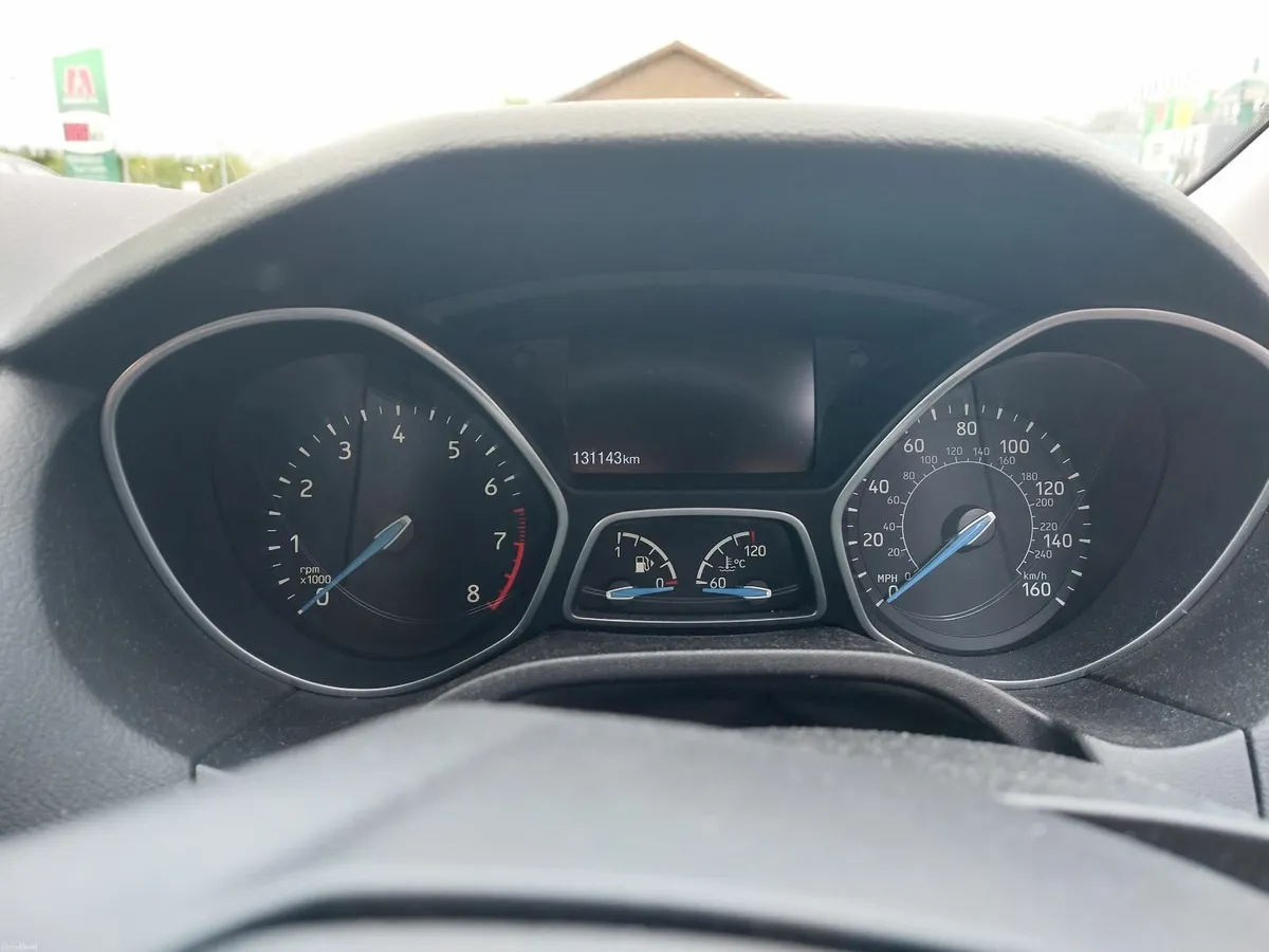 Ford Focus 2016 - Image 2