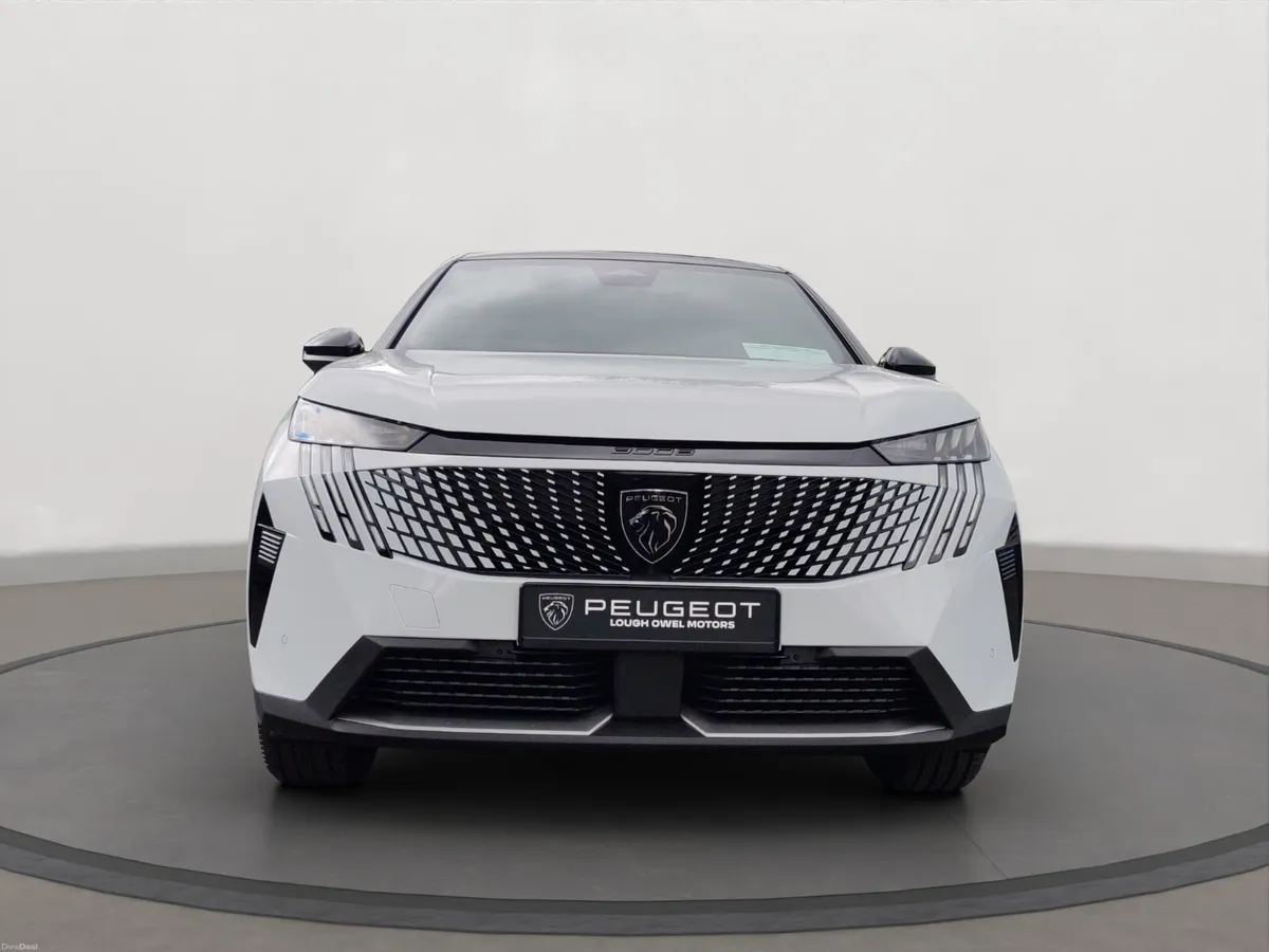 PEUGEOT 3008 GT Hybrid - Image 4