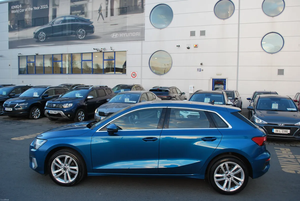 Audi A3 2022 - Image 2