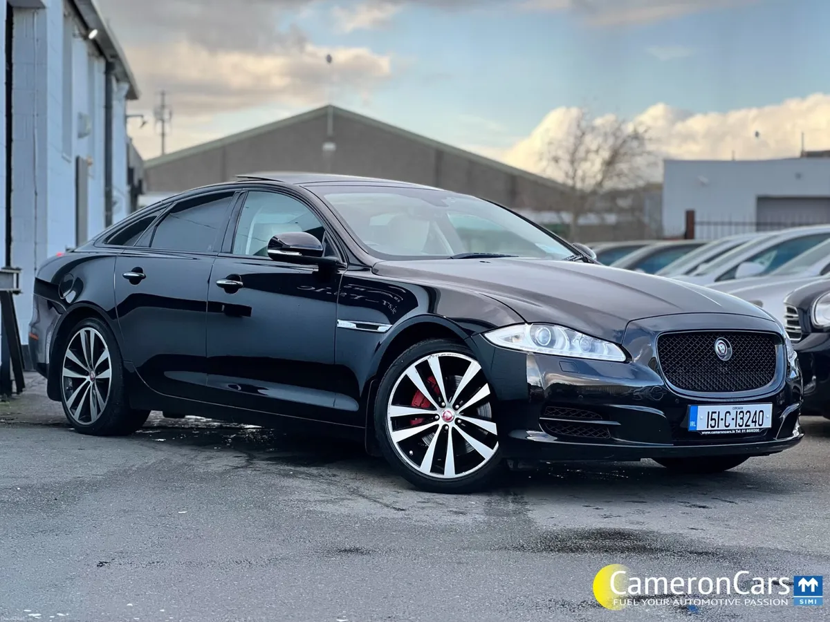 JAGUAR XJ PORTFOLIO THE MOST ICONIC & LUXURIOUS XJ - Image 3