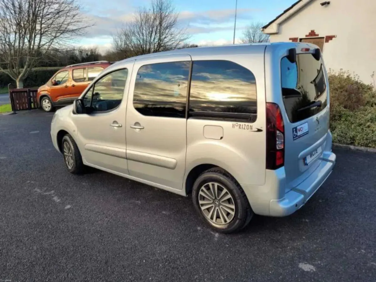 Wheelchair Car 2017 Auto Peugeot Partner - Image 5