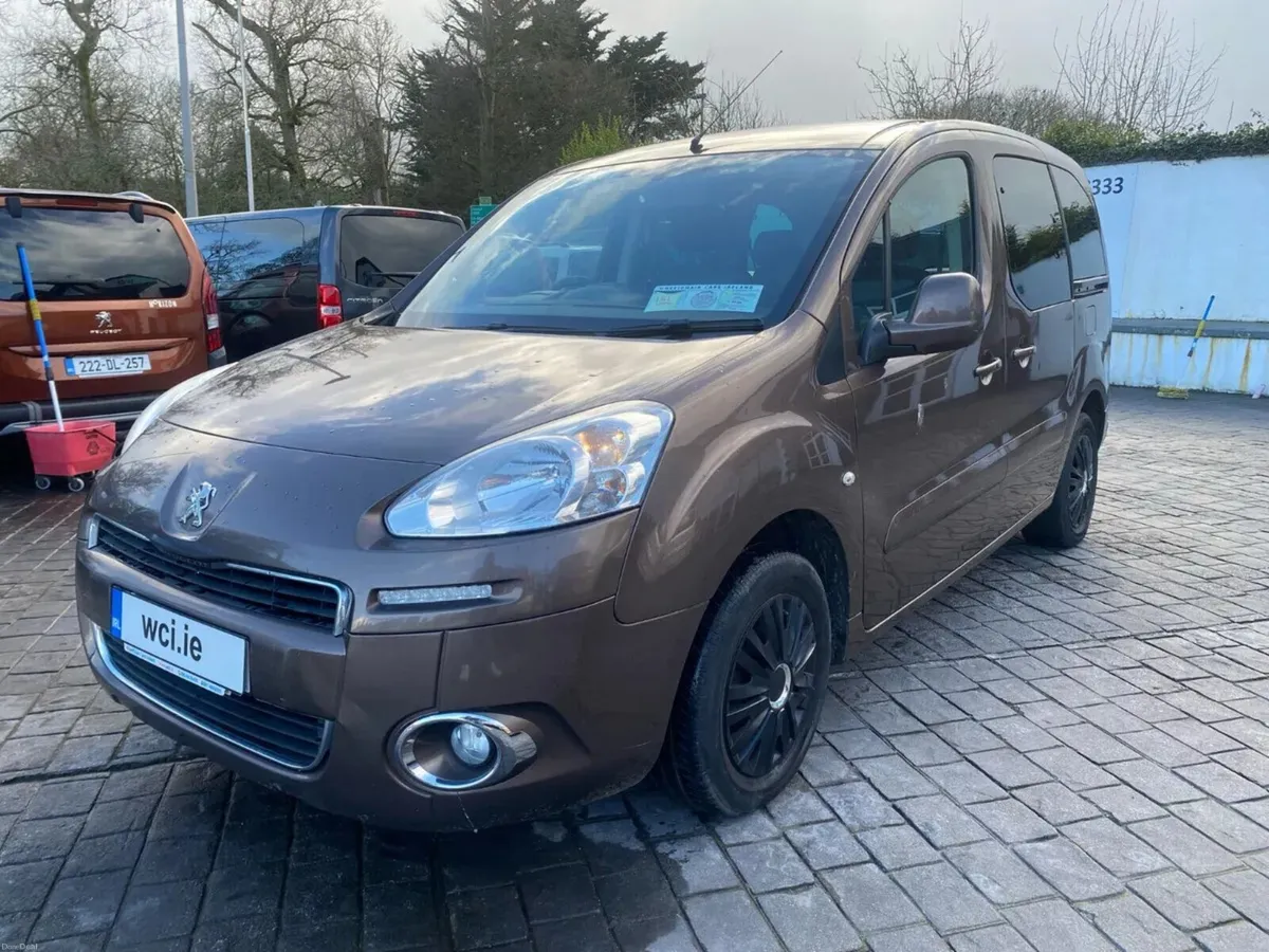 Wheelchair Accessible Peugeot Partner Tepee 2014 - Image 4