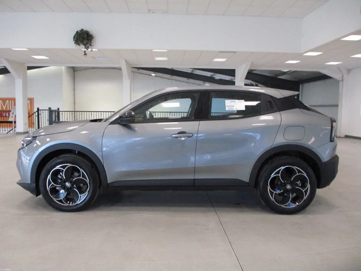 NEW  262 OFFERS ALFA ROMEO JUNIOR ELECTRICA 54kWh - Image 5