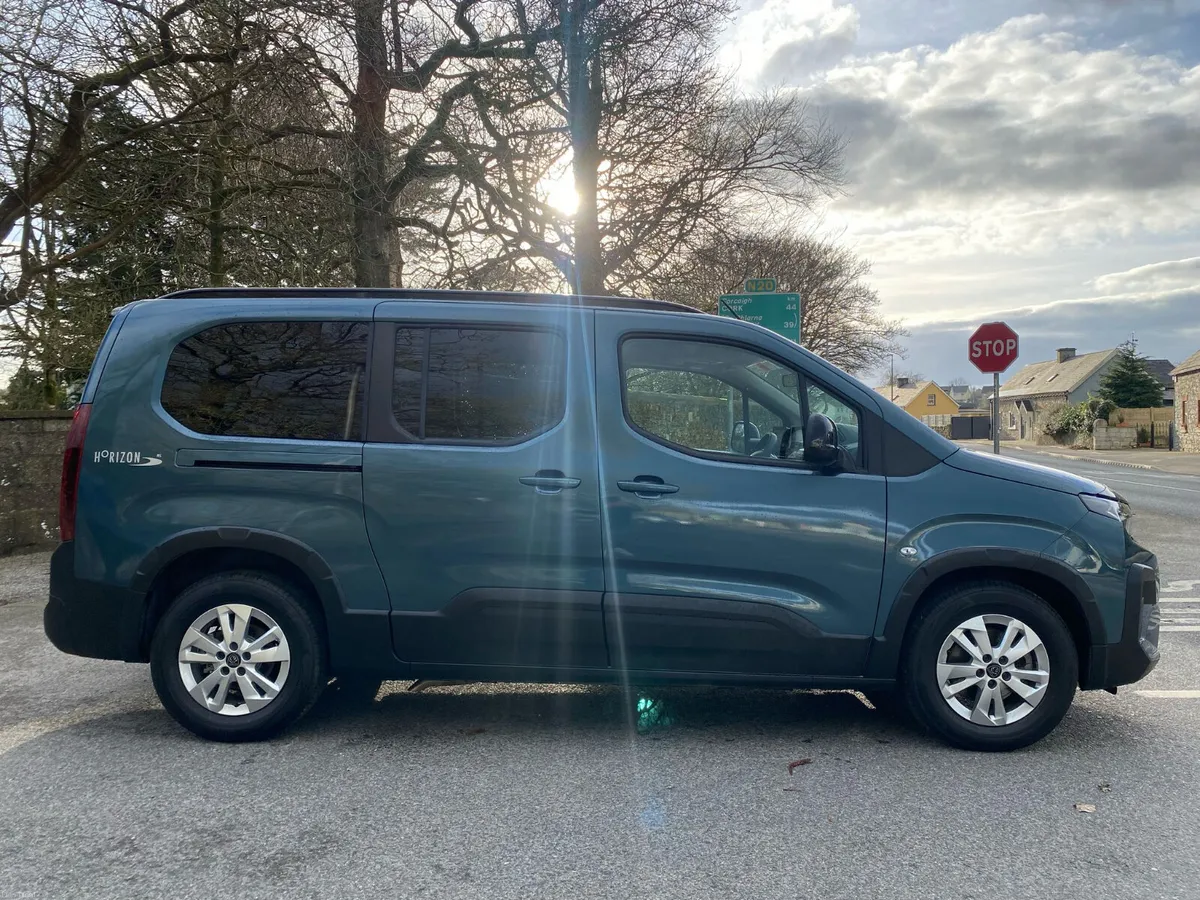 Wheelchair Accessible Peugeot Rifter 2026 - Image 5