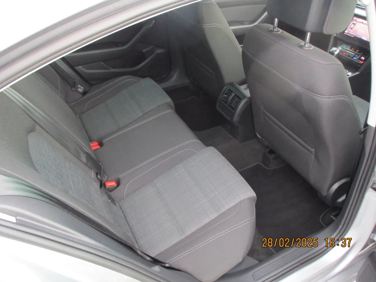 Volkswagen Passat 2021 2.0 TDI 150 BHP BUISNESS ED - Image 3