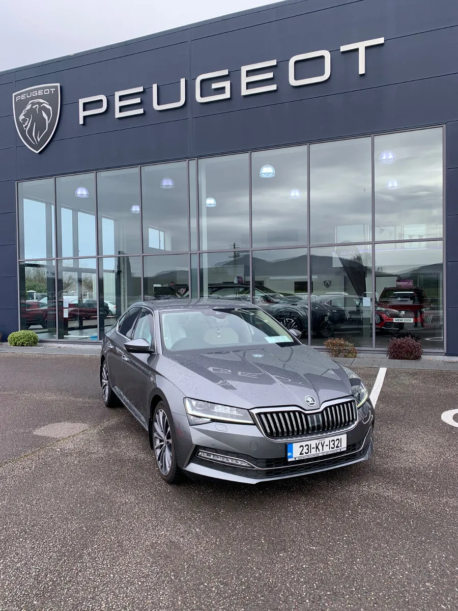 Skoda Superb 2023 - Image 1