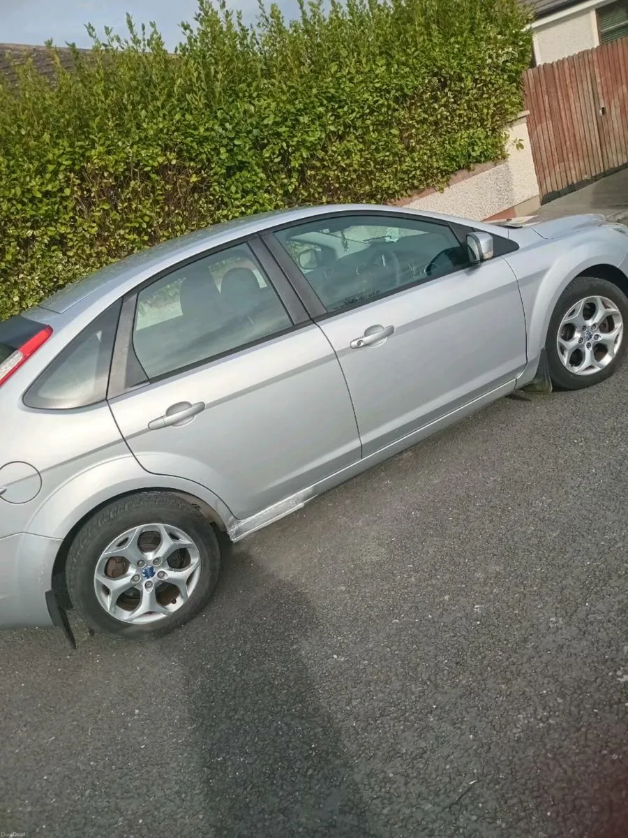 Ford Focus 2009 NCT 08/26 - Image 2