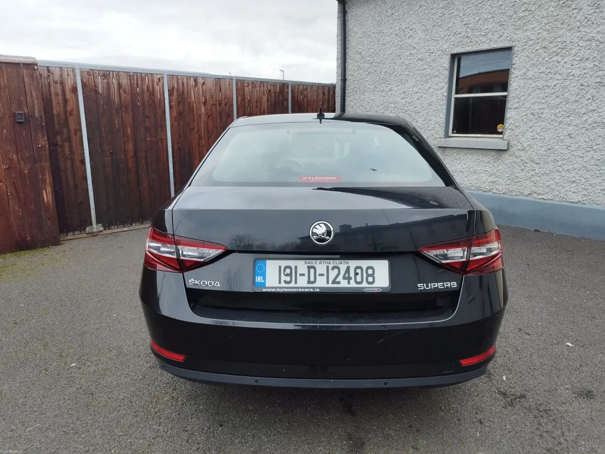 Skoda Superb 2.0tdi auto 2019 low km - Image 4